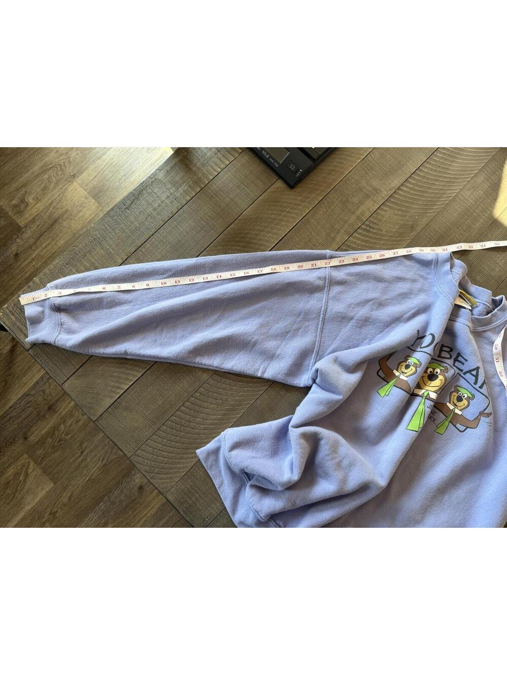 Vintage Yogi Bear Jellystone Park crewneck sweatshirt - Picture 6 of 8